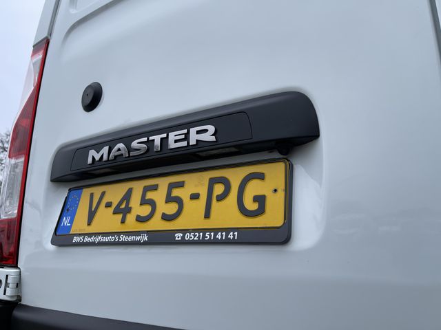 Renault Master T31 Z.E. L3H2 / 100% elektrisch / zero emissie / vaste prijs rijklaar € 18.950 ex btw / lease vanaf € 348 / ingerichte laadruimte / achteruit rijcamera ! Actie radius 100 km