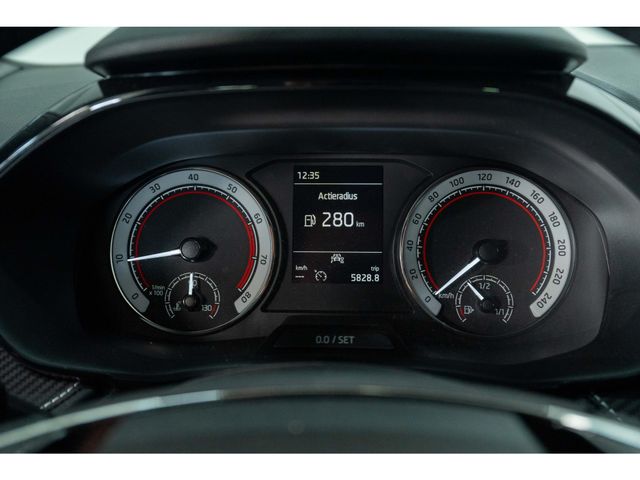 Škoda Fabia 1.0 TSI Monte Carlo 'Sport' | CLIMA | PDC | DAB | NAVI via APPLE CAR PLAY | SPORT STOELEN