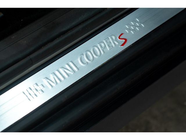 MINI Clubman 2.0 Cooper S YOURS | PANO | LEDER | DIGI DASH | HEAD-UP | ELEKTR.VERSTELBARE STOELEN | STOEL VERW.