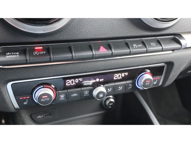 Audi A3 Limousine 35 TFSI CoD Adv Sp | S line | Digi Cockpit | 150 pk 