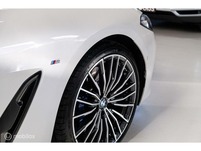 BMW 8 Serie 840i xDrive High Executive M Pakket | 360 cam | Individual | 