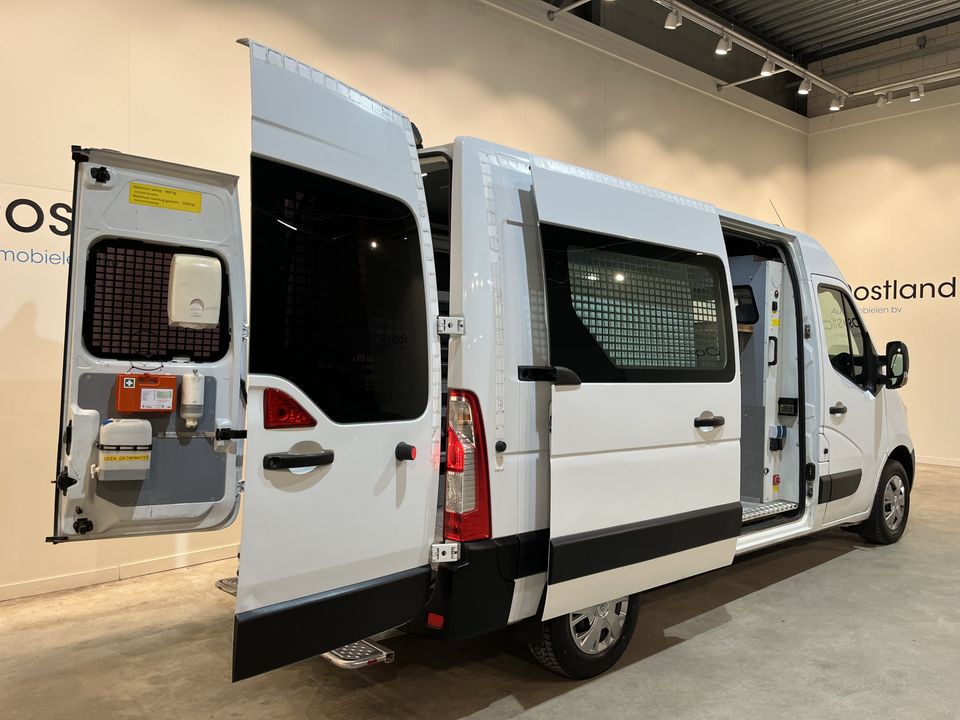 Renault Master 2.3 dCi L2H2 136 PK Servicebus / Bott Inrichting / 220V. / Trekhaak / Airco / Cruise Control / Camera