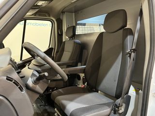 Renault Master 2.3 dCi L2H2 136 PK Servicebus / Bott Inrichting / 220V. / Trekhaak / Airco / Cruise Control / Camera