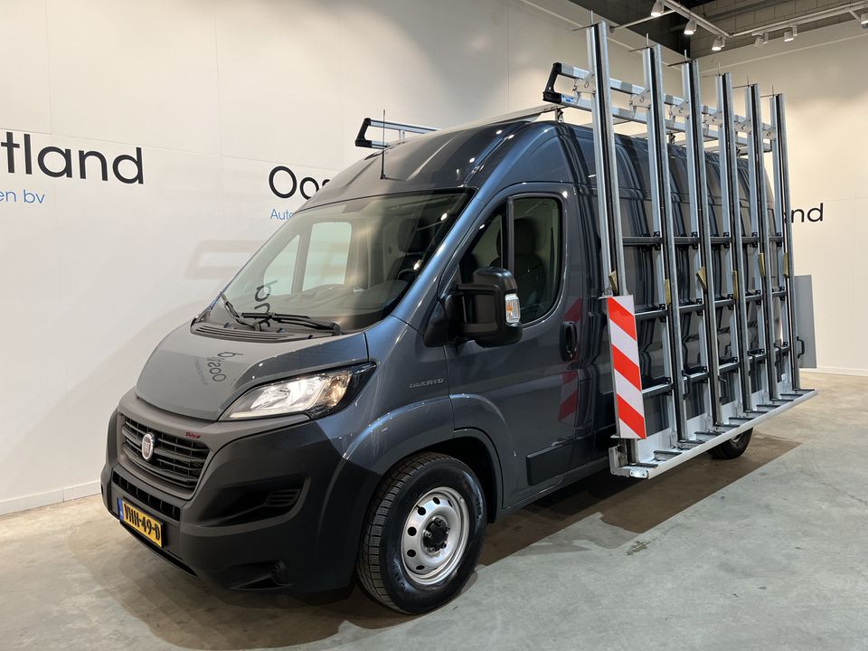 Fiat Ducato 2.3 MultiJet L2H2 177 PK Automaat / Van den Born Glasresteel / Euro 6 / Airco / Glastransporter / Trekhaak 3000 KG / Camera / CarPlay / Cruise Control / Imperiaal / Navigatie / 53.800 KM !!