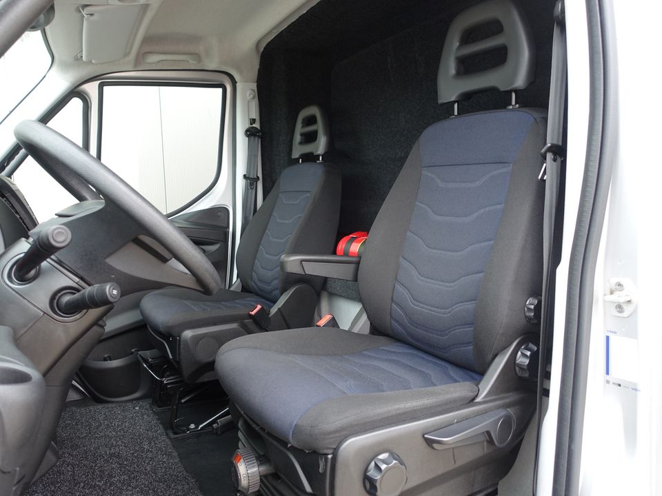 Iveco Daily 70C21 euro6 Automaat  met van den Born Glasresteel L+R / AC / Cruise