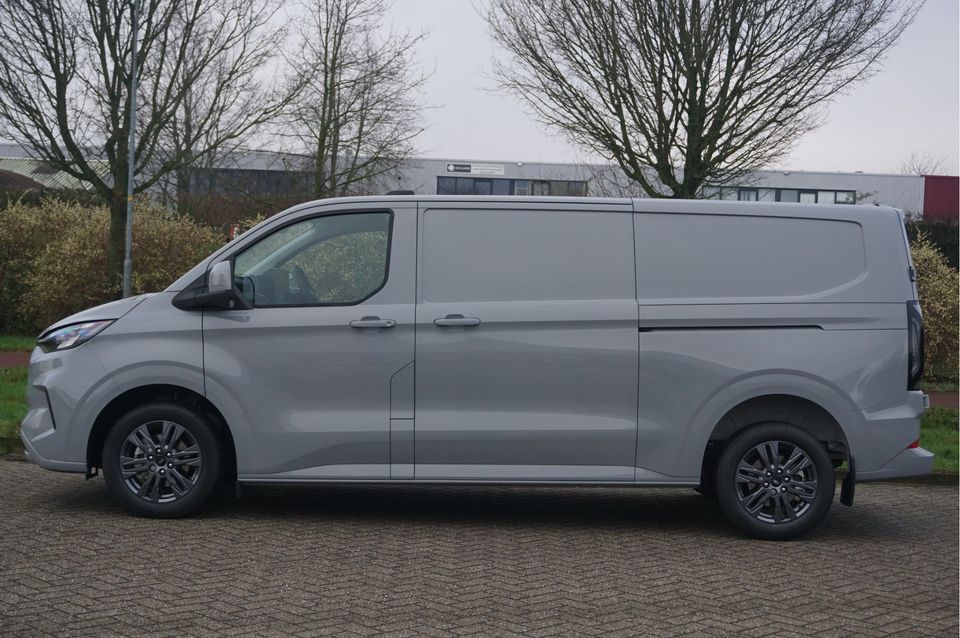 Ford Transit Custom 300L 170PK Limited AUT MY2024 Navi, ACC, Trekhaak, 360° Cam, 17" LM, 2x Schuifdeur!! NR. 833