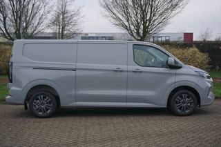 Ford Transit Custom 300L 170PK Limited AUT MY2024 Navi, ACC, Trekhaak, 360° Cam, 17" LM, 2x Schuifdeur!! NR. 833