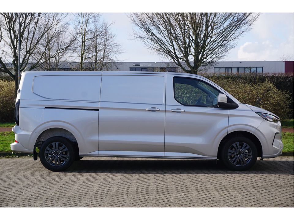 Ford Transit Custom 300L 170PK Limited AUT MY2024 Navi, ACC, Trekhaak, 360° Cam, 17" LM, 2x Schuifdeur!! NR. 839