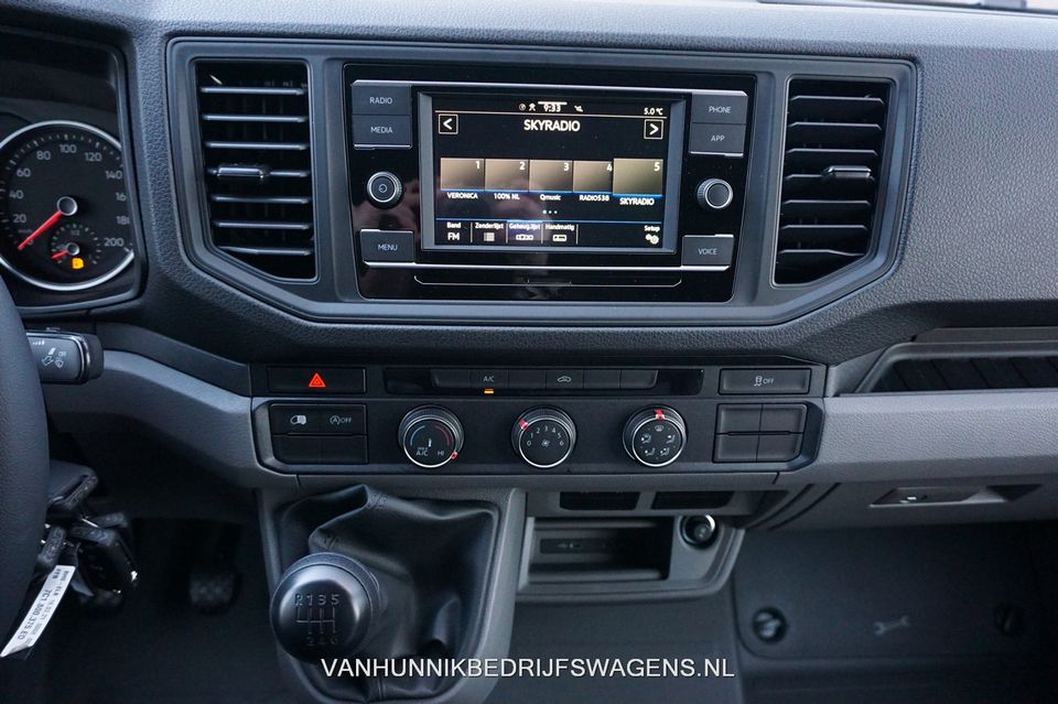 Volkswagen Crafter 35 2.0 TDI L4H3 140PK Airco, Apple CP / Android Auto, Gev. Stoel, Camera!! NR. 644