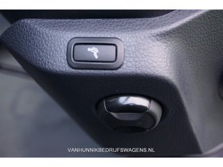 Volkswagen Crafter 35 2.0 TDI L4H3 140PK Airco, Apple CP / Android Auto, Gev. Stoel, Camera!! NR. 644