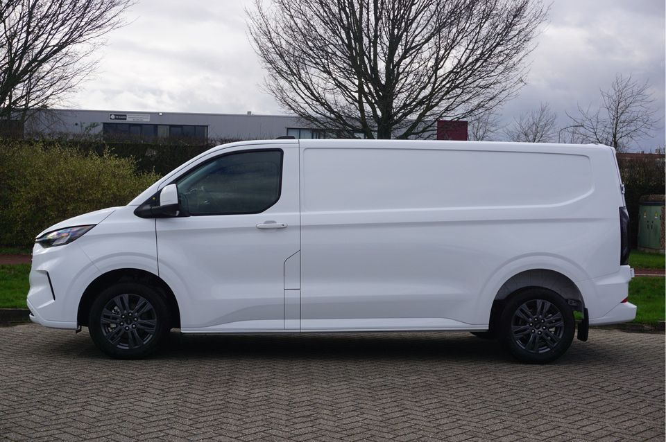 Ford Transit Custom 320L 136PK Limited MY2024 13" Sync 4 Apple CP, Cam, 17" LM, LED!! NR. 912