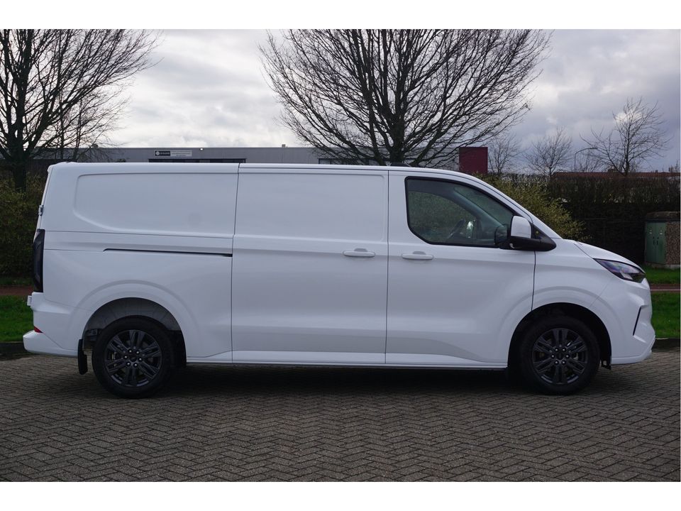 Ford Transit Custom 320L 136PK Limited MY2024 13" Sync 4 Apple CP, Cam, 17" LM, LED!! NR. 912