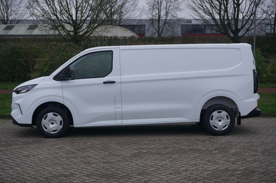 Ford Transit Custom 320L 170PK Trend MY2024 AUT 13" Sync Apple CP/ Android A. Cam, 5 jaar garantie!! NR. 894