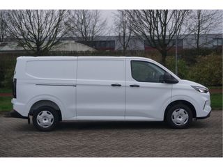 Ford Transit Custom 320L 170PK Trend MY2024 AUT 13" Sync Apple CP/ Android A. Cam, 5 jaar garantie!! NR. 894