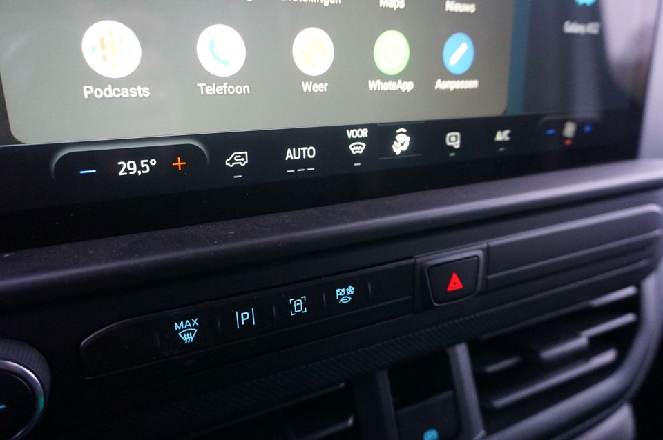 Ford Transit Custom 300L 136PK Trend MY2024 13" Sync Scherm incl. Apple CP/ Android A, Cam, LED!! NR. 122