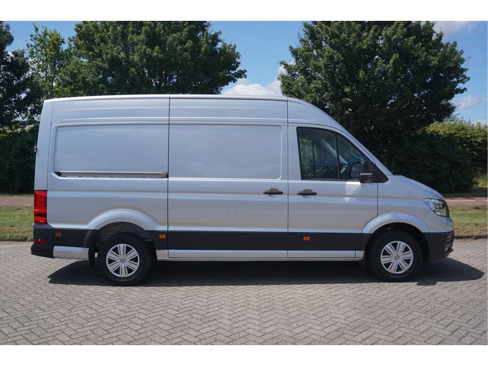 Volkswagen Crafter 35 2.0 177 L3H3 AUT Navi, Camera, Gev. Stoel, Alarm, LED, 2x Schuifdeur!! NR. 828