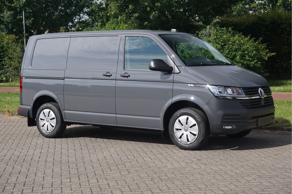 Volkswagen Transporter T6.1 2.0TDI 150PK App Connect, Cruise, Airco, Betimmering! NR. 731