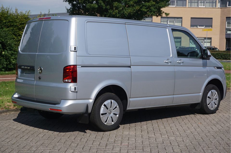 Volkswagen Transporter T6.1 2.0TDI 150PK DSG Navi, Camera, Adap. Cruise, Betimmering, LED!! NR. 732