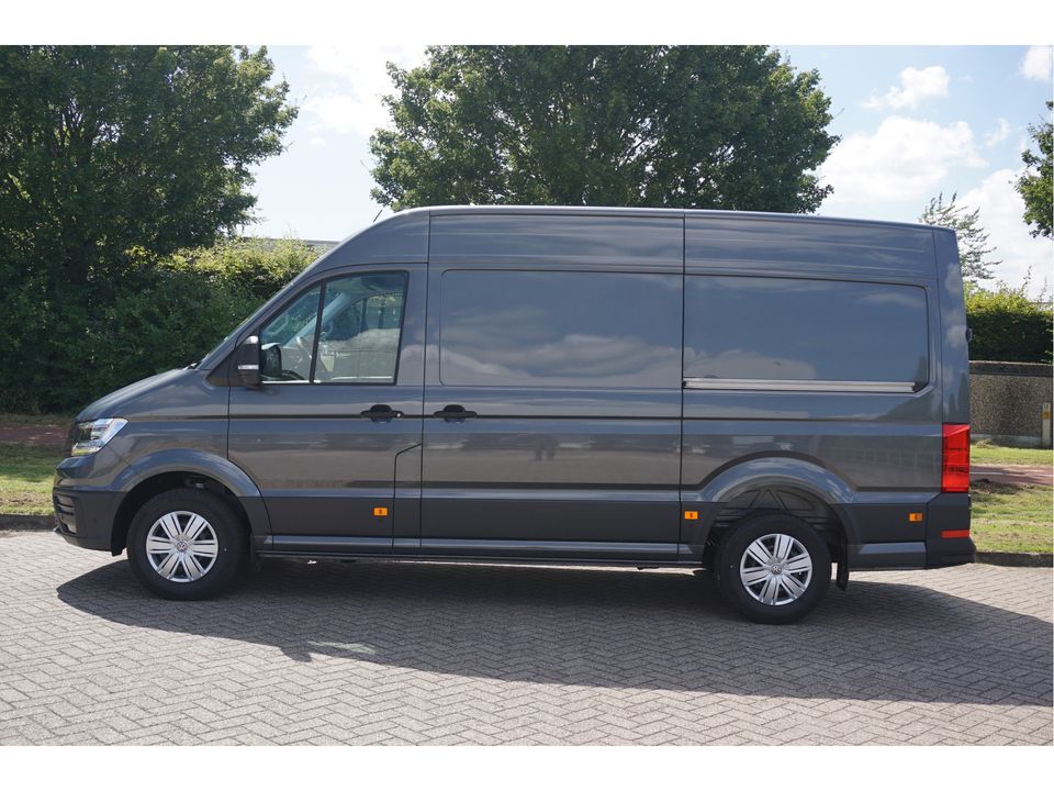 Volkswagen Crafter 35 177PK L3H3 AUT BPM VRIJ!! Navi, Cam, ACC, LED, 2x Schuifdeur!! NR. 130