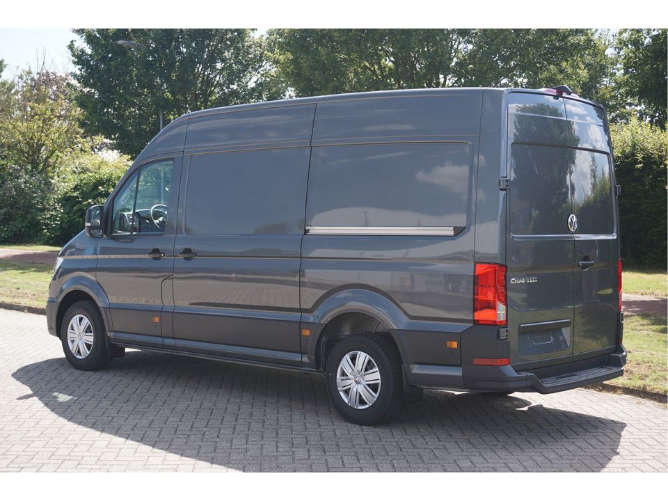 Volkswagen Crafter 35 177PK L3H3 AUT BPM VRIJ!! Navi, Cam, ACC, LED, 2x Schuifdeur!! NR. 130