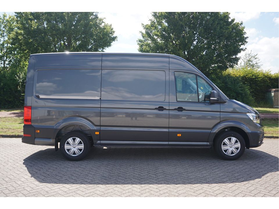 Volkswagen Crafter 35 177PK L3H3 AUT BPM VRIJ!! Navi, Cam, ACC, LED, 2x Schuifdeur!! NR. 130