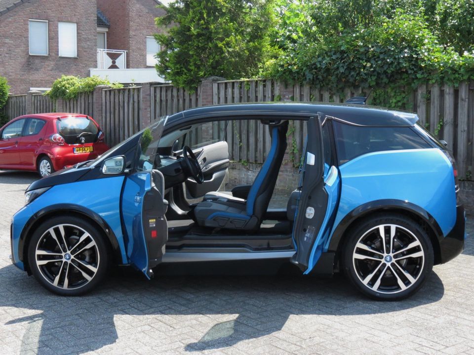 BMW i3 S iPerformance 94Ah 33 kWh ! VERKOCHT !