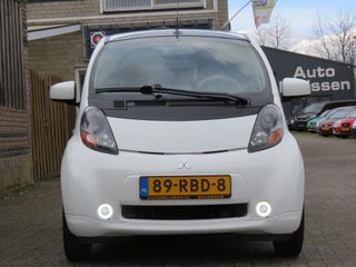 Mitsubishi i-MiEV AUTOMAAT €4450 NA KORTING | GROOT SCHERM | STOELVERWARMING | CLIMA-AIRCO | LICHTMETALEN VELGEN | BELASTINGVRIJ |