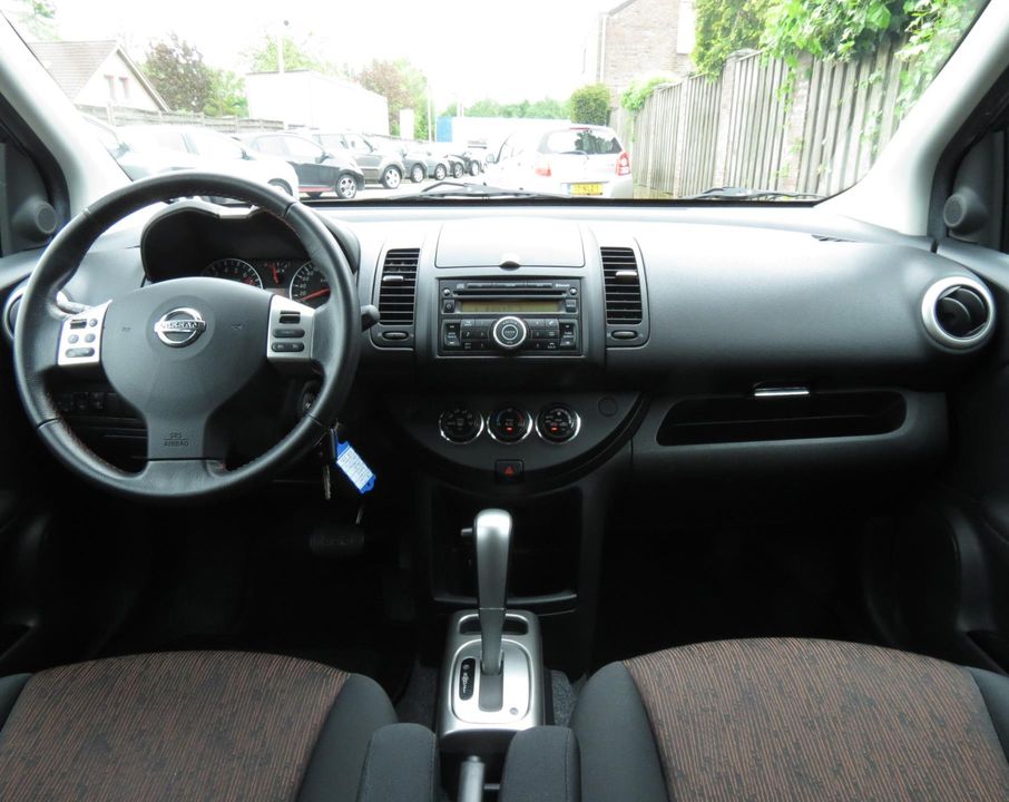 Nissan Note 1.6 Life + AUTOMAAT | CLIMA-AIRCO | CRUISE CONTROL | PARKEERSENSORS | 16 INCH LM VELGEN |