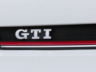 Volkswagen up! 1.0 TSI GTI 116PK | CAMERA | DAB+ | BEATS AUDIO | CLIMA-AIRCO | CRUISE | STOELVERWARMING | 17 INCH VELGEN |