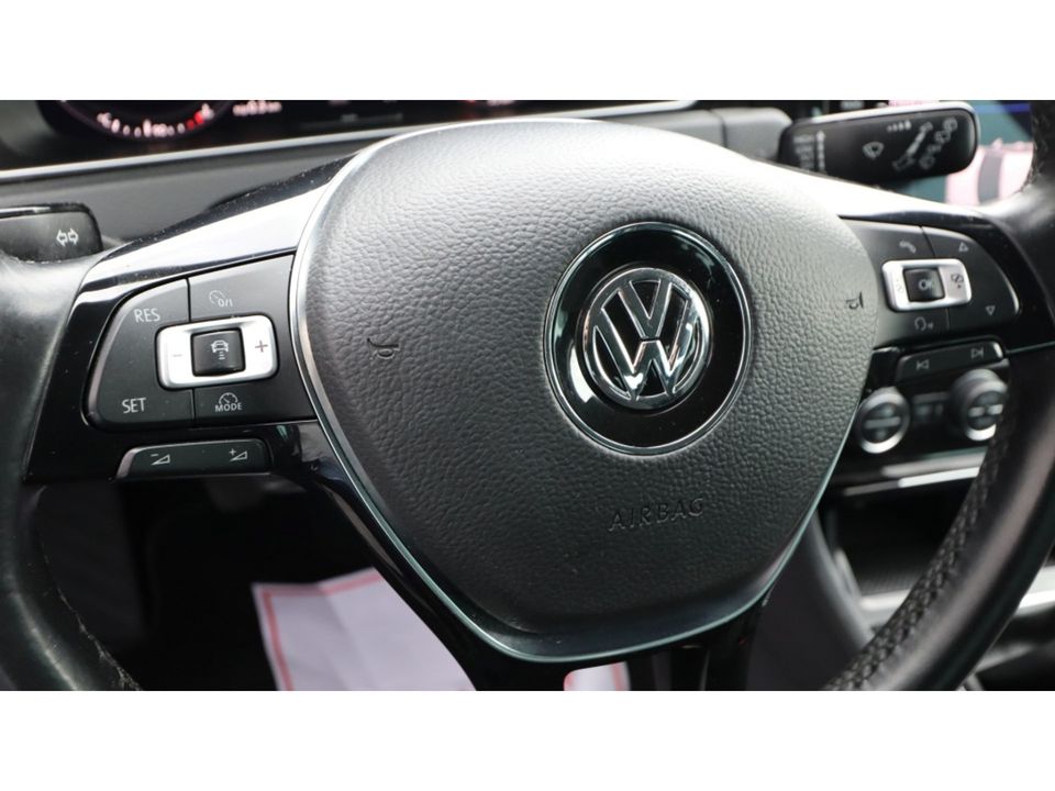 Volkswagen Golf 1.0 TSI HL Bns | R Line | Digi Cockpit | Apple Android | Adaptie