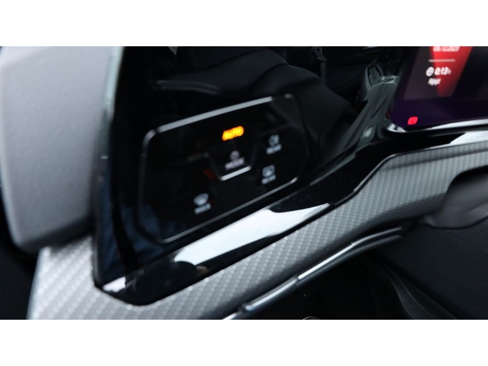 Volkswagen Golf 1.5 TSI 2x R-Line | Led | Digi Cockpit | Adaptieve cruise contro