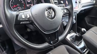 Volkswagen T-Roc 1.5 TSI Style | Apple Android | Led | Clima | PDC | Nav