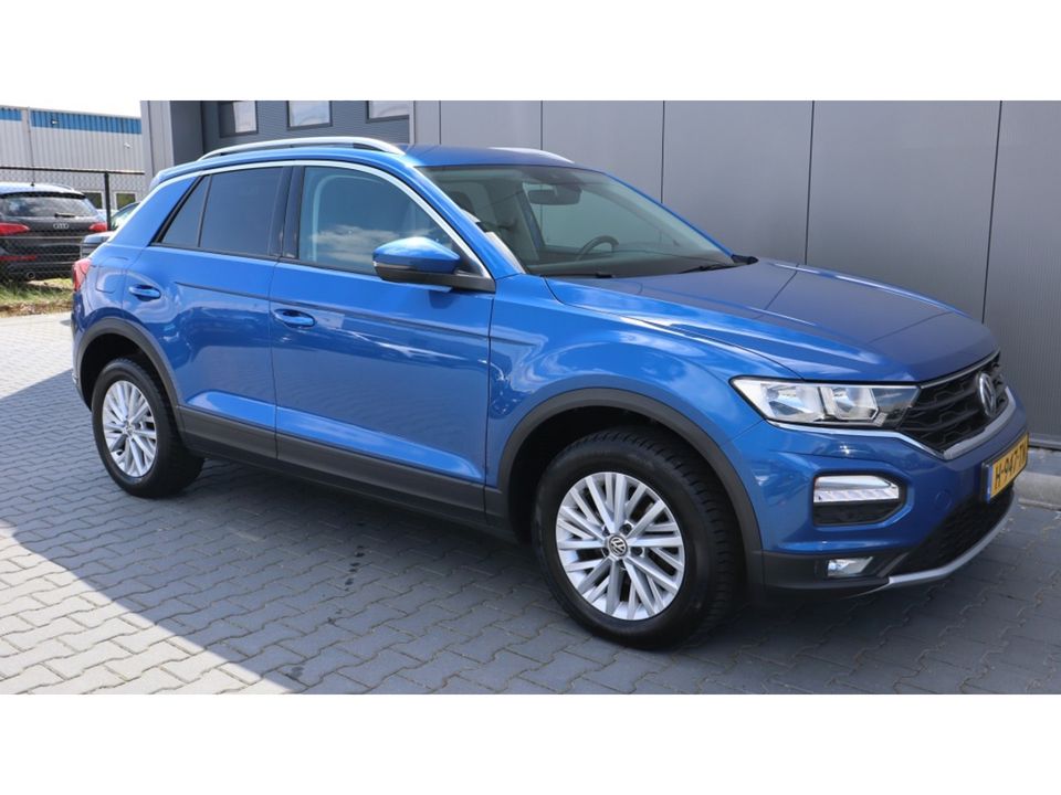 Volkswagen T-Roc 1.5 TSI Style | Apple Android | Led | Clima | PDC | Nav