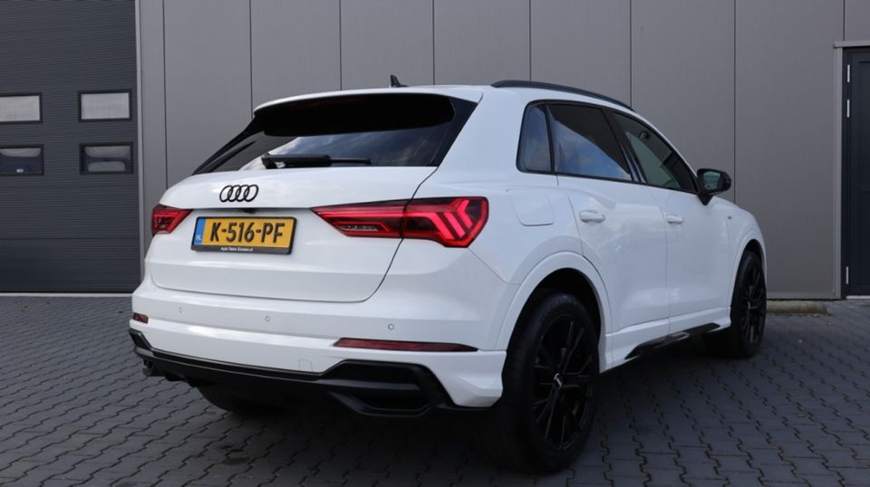 Audi Q3 35 TFSI S edition | 2X S-line | Led | Apple carplay | Camera