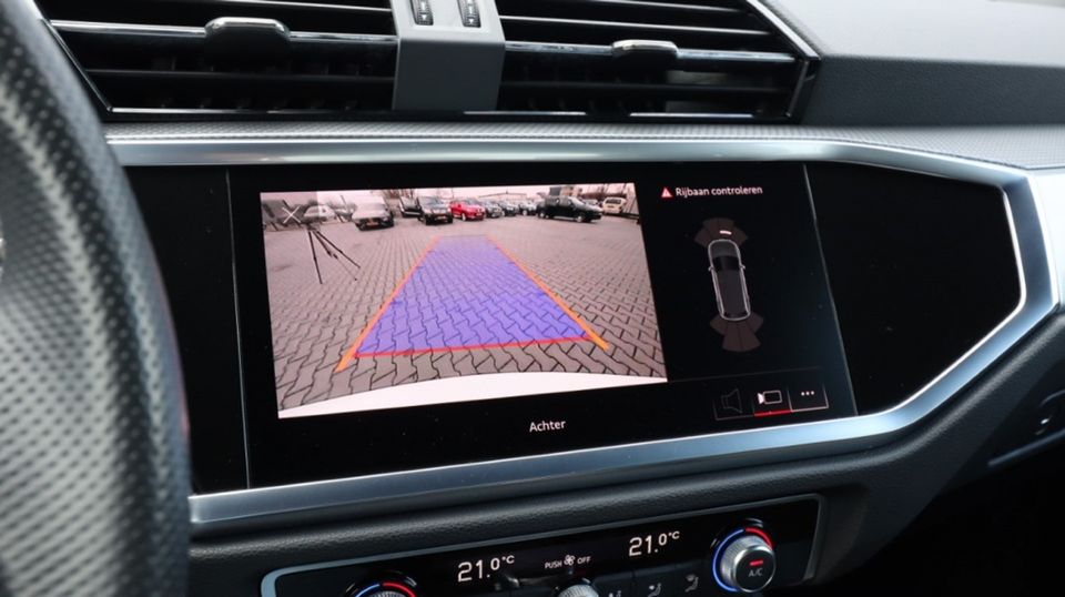 Audi Q3 35 TFSI S edition | 2X S-line | Led | Apple carplay | Camera