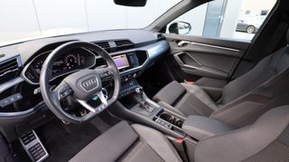 Audi Q3 35 TFSI S edition | 2X S-line | Led | Apple carplay | Camera