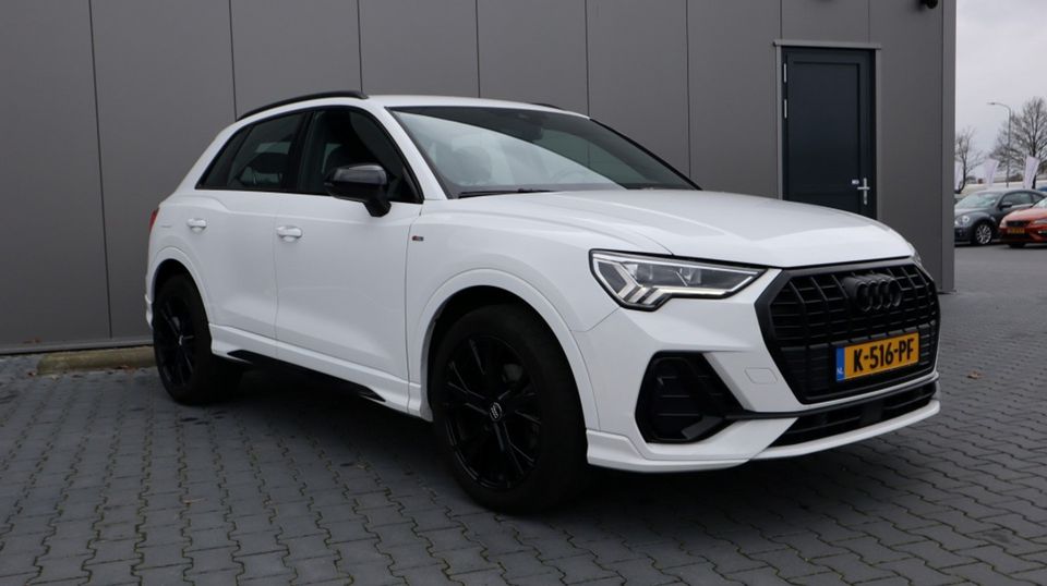 Audi Q3 35 TFSI S edition | 2X S-line | Led | Apple carplay | Camera VERKOCHT