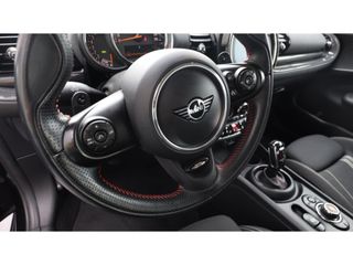 MINI Clubman 2.0 Cooper S | Camera | PDC | Media