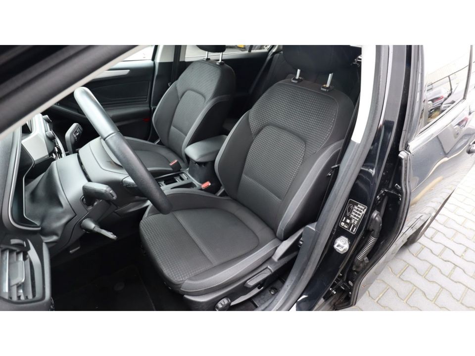 Ford FOCUS Wagon 1.5 EcoBl. | Media | Led | PDC | Privat glas VERKOCHT