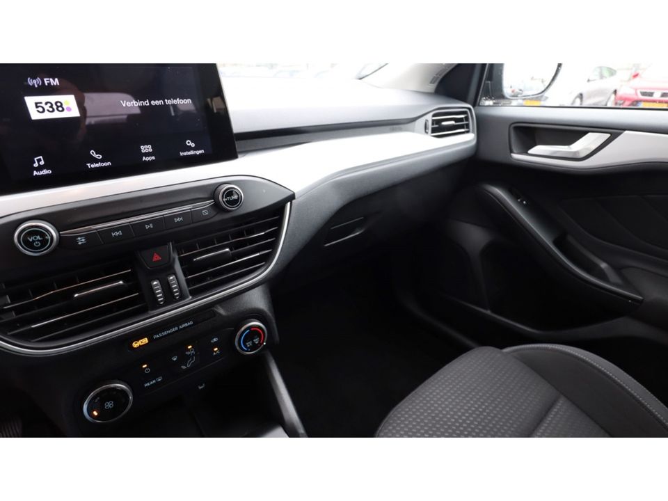 Ford FOCUS Wagon 1.5 EcoBl. | Media | Led | PDC | Privat glas VERKOCHT