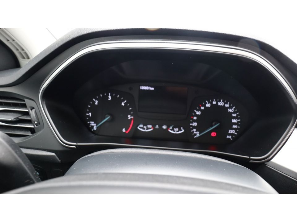 Ford FOCUS Wagon 1.5 EcoBl. | Media | Led | PDC | Privat glas