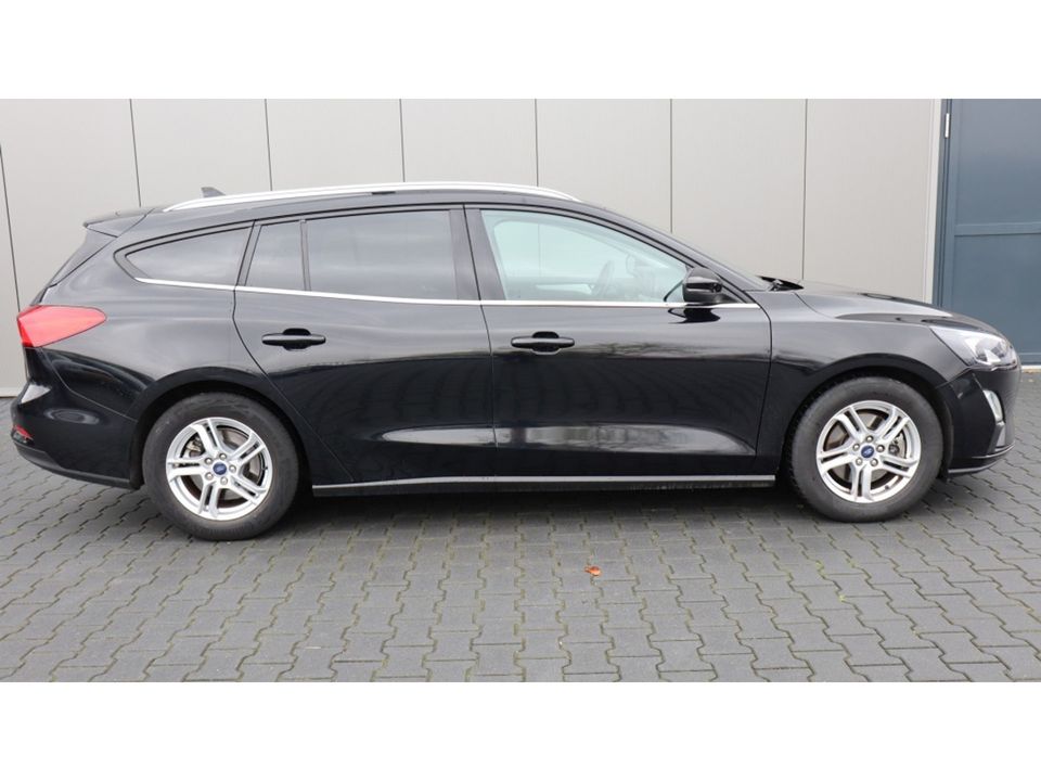 Ford FOCUS Wagon 1.5 EcoBl. | Media | Led | PDC | Privat glas VERKOCHT