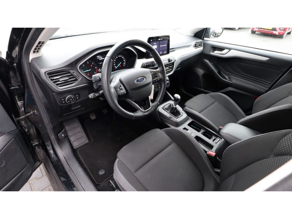 Ford FOCUS Wagon 1.5 EcoBl. | Media | Led | PDC | Privat glas VERKOCHT