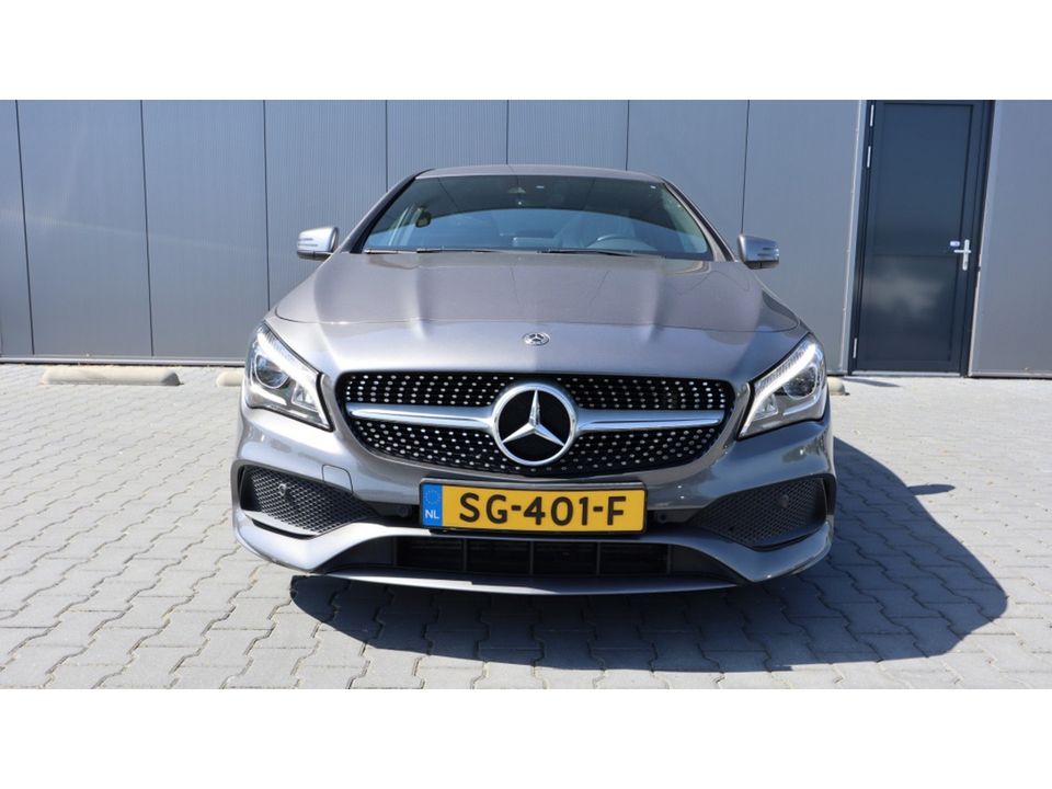 Mercedes-Benz CLA-Klasse 180 Bus. Sol. AMG | Led | PDC | Media | AMG Line VERKOCHT