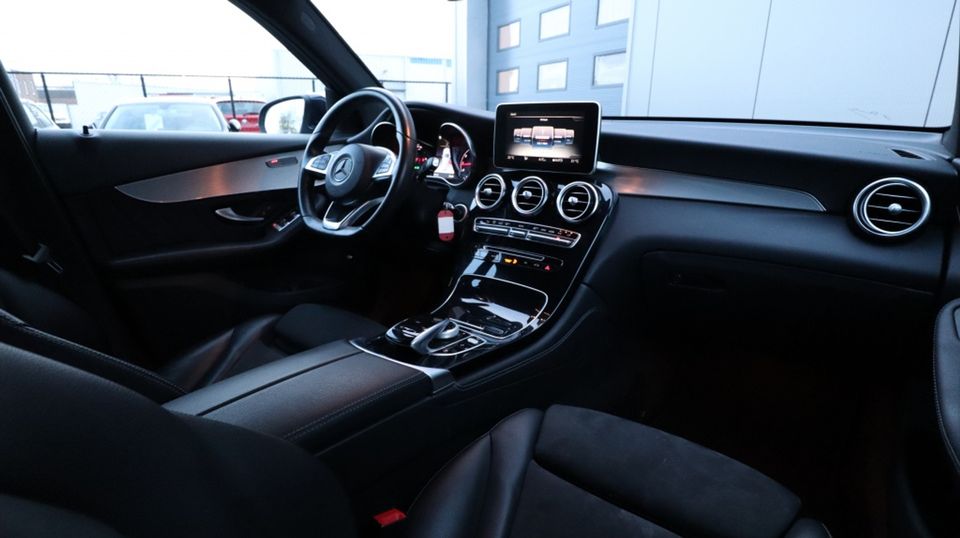 Mercedes-Benz GLC 250 4MATIC | 2x AMG | 9 G tronic | Led | Media | Mooi VERKOCHT