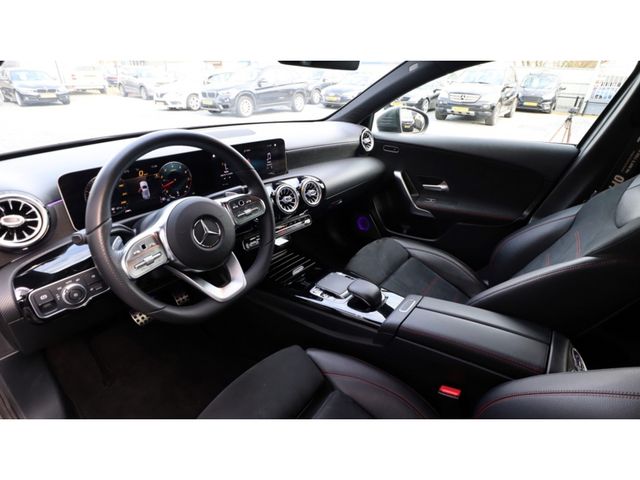 Mercedes-Benz A-Klasse 200 | AMG line | Led | Camera || Leder | Automaat