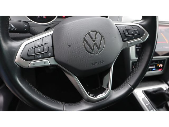 Volkswagen Passat Variant 1.5 TSI Comfort Bns. | Camera | Nieuw Type | Media
