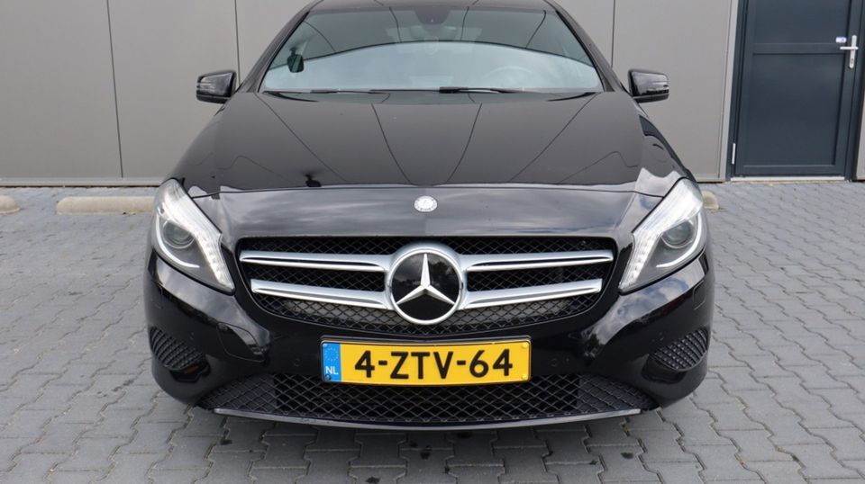 Mercedes-Benz A-Klasse 180 Ambition | Led | Navigatie | PDC | Mooi