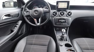 Mercedes-Benz A-Klasse 180 Ambition | Led | Navigatie | PDC | Mooi