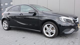 Mercedes-Benz A-Klasse 180 Ambition | Led | Navigatie | PDC | Mooi